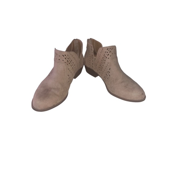 COPY - Torrid Tan Laser Cut Bootie 10W - Picture 6 of 8